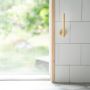 Smedbo toiletrulleholder Home børstet messing 14x6,5 cm