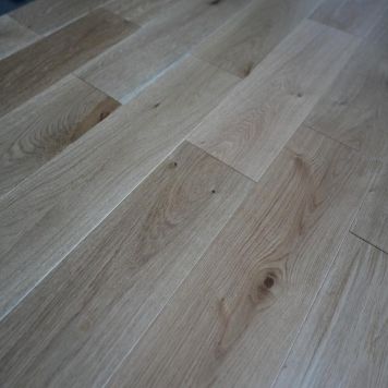 Trægulvsspecialisten plankegulv oak natural brushed rustik 2,888 m²