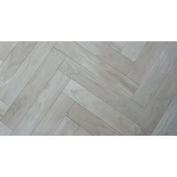 Trægulvsspecialisten gulvprøve sildeben solid oak sleben 500 mm