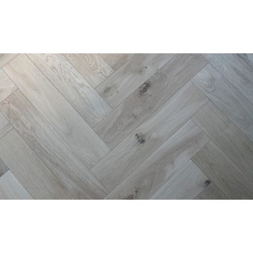 Trægulvsspecialisten gulvprøve sildeben solid oak brushed 600 mm