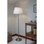 Marksløjd gulvlampe Oxford messing/hvid E27 H155 cm